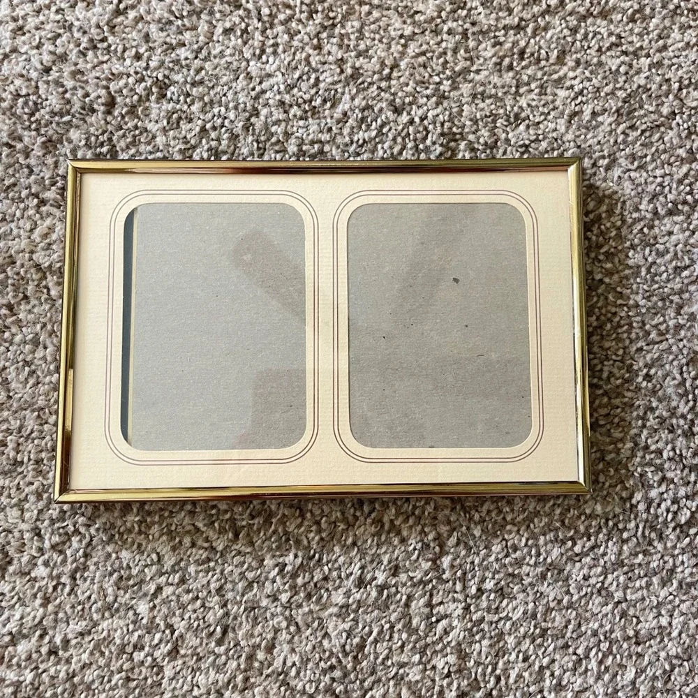 Picture photo easel frame vtg brass filigree couple art nouveau gold ornate 5x8